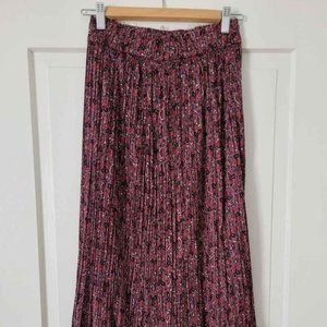 Accordian Pleated Peasant Skirt, Never Worn w Tags!